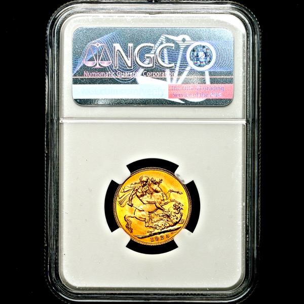 1925 George V Sovereign Practically FDC. NGC - MS67